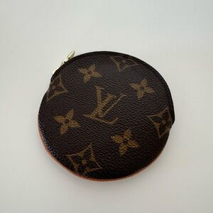 Louis vuitton coin purse